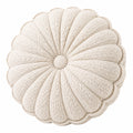 Rundes Zierkissen 45 cm aus Textil in Creme mit Blumenform für Sofa und Bett